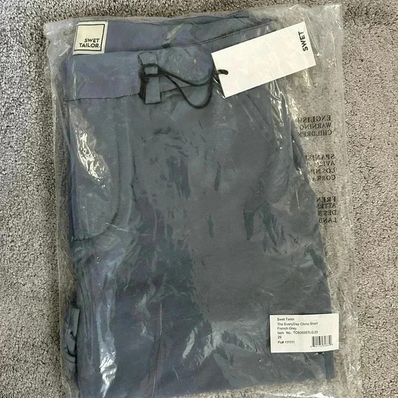 Swet Tailor Men’s The Everyday Chino Short in French Grey - Picture 10 of 10